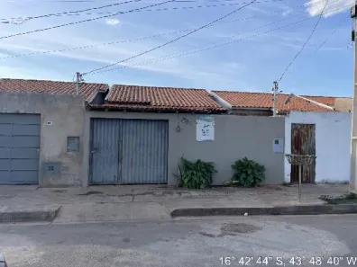 Casa com 2 Quartos à venda, 130m² no Residencial Golden Village, Montes Claros