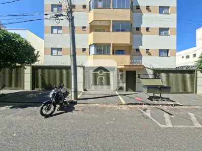 Apartamento com 2 Quartos para alugar, 98m² no Santa Mônica, Uberlândia
