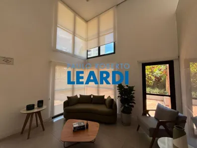 Apartamento com 3 Quartos para alugar, 160m² no Vila Andrade, São Paulo