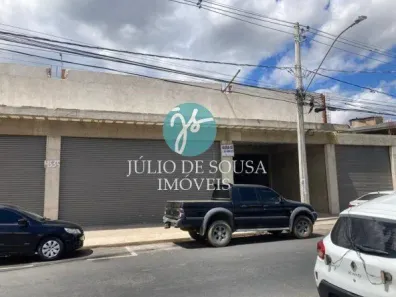 Ponto Comercial para alugar, 800m² no Santa Terezinha, Governador Valadares