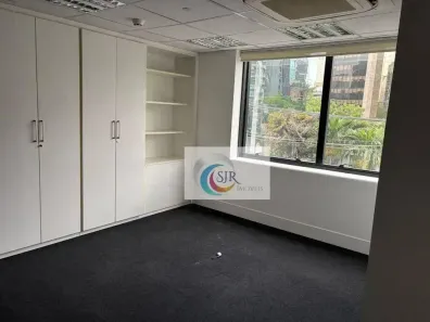 Sala Comercial para alugar, 162m² no Itaim Bibi, São Paulo