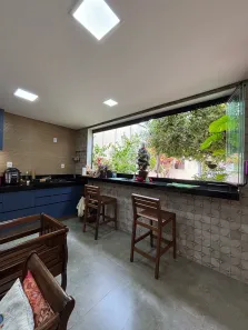 Casa de Condomínio com 3 Quartos à venda, 190m² no Jardim Vitória, Goiânia