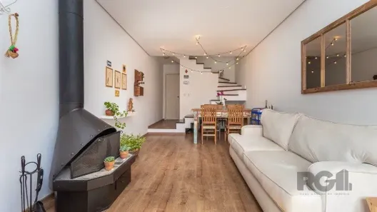 Casa de Condomínio com 3 Quartos à venda, 132m² no Teresópolis, Porto Alegre