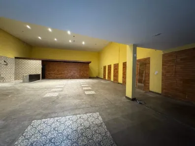 Ponto Comercial para alugar, 690m² no Horto, Belo Horizonte