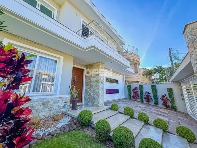 Sobrado com 4 Quartos à venda, 304m² no Estância Velha, Canoas