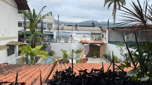 Casa com 4 Quartos à venda, 210m² no Serra Grande, Niterói