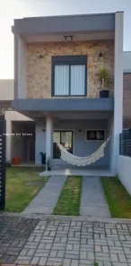 Casa com 2 Quartos para alugar, 200m² no Campeche, Florianópolis