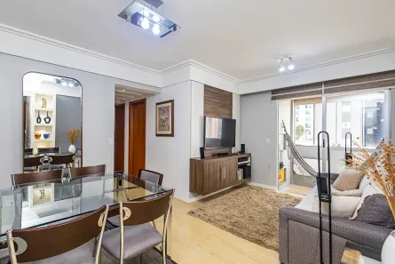 Apartamento com 3 Quartos à venda, 74m² no Cabral, Curitiba