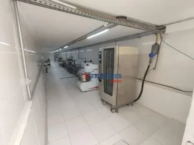 Galpão/Depósito/Armazém à venda, 780m² no Jardim Jussara, São Paulo