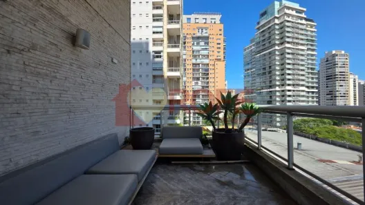 Apartamento com 2 Quartos para alugar, 134m² no Vila Nova Conceição, São Paulo