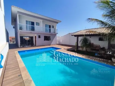 Casa com 4 Quartos à venda, 249m² no Jardim Amália, Volta Redonda