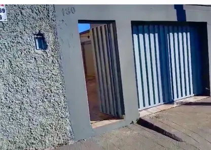 Casa com 3 Quartos para alugar, 300m² no Santa Marta, Uberaba