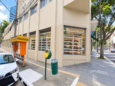 Ponto Comercial para alugar, 130m² no Pinheiros, São Paulo