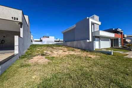 Lote/Terreno à venda, 250m² no Parque Residencial Terras de Yucatan, Monte Mor