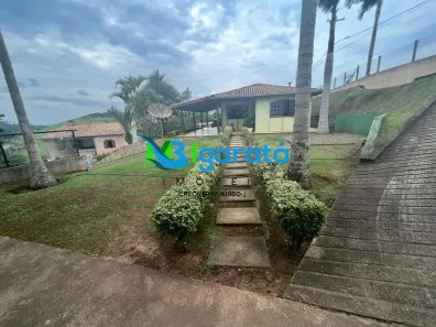 Fazenda/Sítio com 3 Quartos à venda, 450m² no Centro, Igaratá