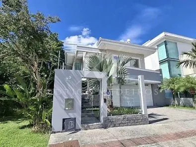 Casa com 3 Quartos à venda, 246m² no Pedra Branca, Palhoça
