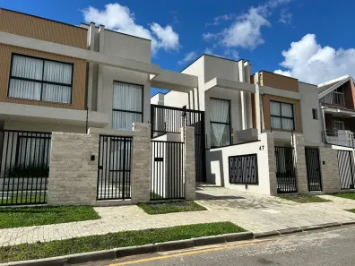 Sobrado com 3 Quartos para alugar, 115m² no São Braz, Curitiba