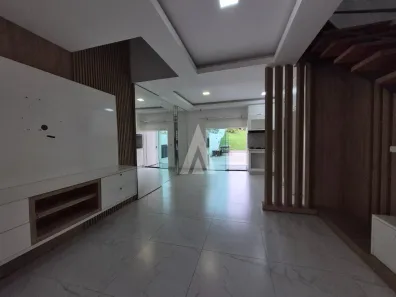 Sobrado com 2 Quartos à venda, 112m² no Glória, Joinville