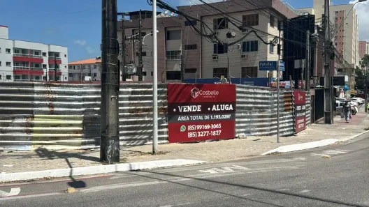 Prédio Comercial para alugar, 1193m² no Presidente Kennedy, Fortaleza