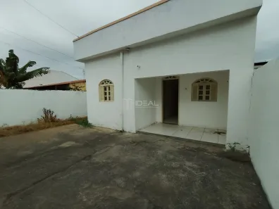 Casa com 3 Quartos para alugar, 90m² no Parque Jóquei Club, Campos dos Goytacazes