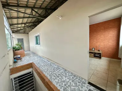 Casa com 3 Quartos para alugar, 100m² no Novo Progresso, Contagem