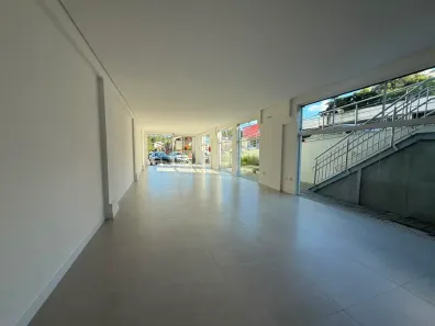 Ponto Comercial para alugar, 110m² no Centro, Penha