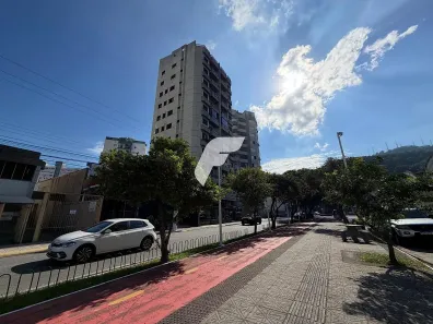 Apartamento com 2 Quartos à venda, 81m² no Centro, Florianópolis