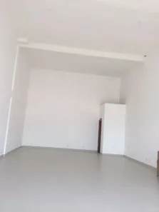 Sala Comercial para alugar, 166m² no Imboassica, Macaé