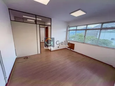 Sala Comercial para alugar, 40m² no Itaipava, Petrópolis