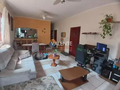 Casa com 3 Quartos à venda, 135m² no Maracanã, Praia Grande