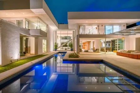 Sobrado com 5 Quartos para alugar, 1200m² no Tamboré, Barueri