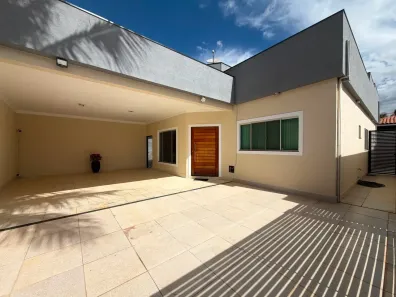 Casa de Condomínio com 3 Quartos à venda, 180m² no Guará I, Brasília