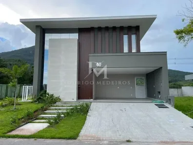 Casa de Condomínio com 4 Quartos à venda, 220m² no Pedra Branca, Palhoça