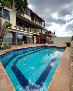 Casa com 4 Quartos para alugar, 380m² no São Bento, Belo Horizonte