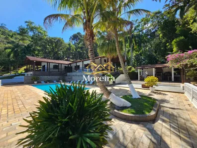 Fazenda/Sítio com 3 Quartos à venda, 20000m² no Centro, Araçariguama