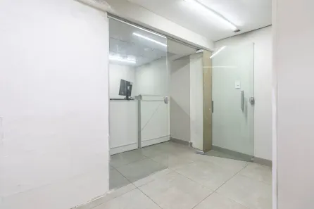 Ponto Comercial para alugar, 5m² no República, São Paulo
