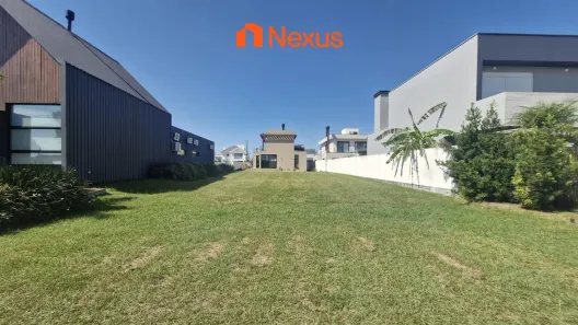Lote/Terreno à venda, 407m² no Laranjal, Pelotas