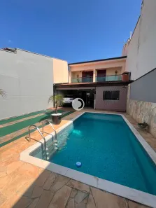 Casa com 2 Quartos à venda, 127m² no Parque Novo Mundo, Americana