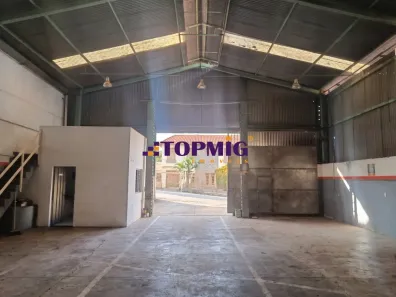 Galpão/Depósito/Armazém para alugar, 360m² no Flamengo, Contagem