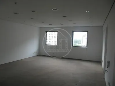 Sala Comercial à venda, 41m² no Itaim Bibi, São Paulo