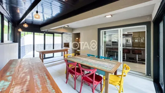 Casa de Condomínio com 4 Quartos à venda, 326m² no Campo Comprido, Curitiba