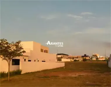 Lote/Terreno à venda, 480m² no Granja Marileusa, Uberlândia