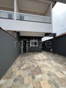 Sobrado com 2 Quartos à venda, 66m² no Samambaia, Praia Grande