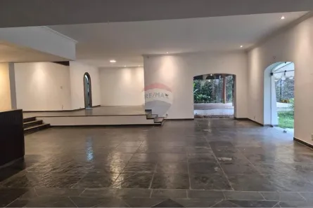Imóvel Comercial com 6 Quartos para alugar, 540m² no Jardim das Paineiras, Campinas