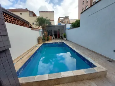 Casa com 4 Quartos à venda, 211m² no Campo Grande, Santos