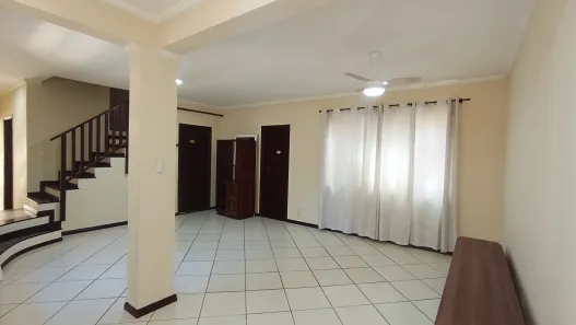 Casa de Condomínio com 3 Quartos à venda, 210m² no Jardim Independência, Taubaté