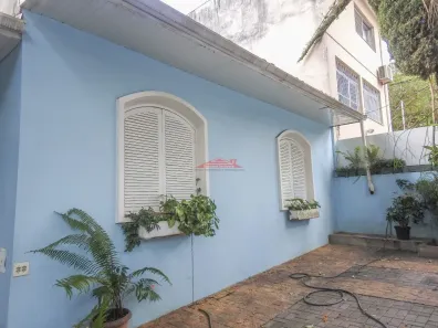 Casa com 3 Quartos à venda, 235m² no Jardim das Bandeiras, São Paulo