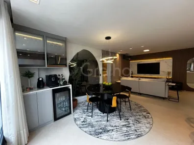 Apartamento com 3 Quartos à venda, 94m² no Canto, Florianópolis