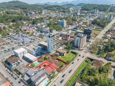 Imóvel Comercial à venda, 1027m² no América, Joinville