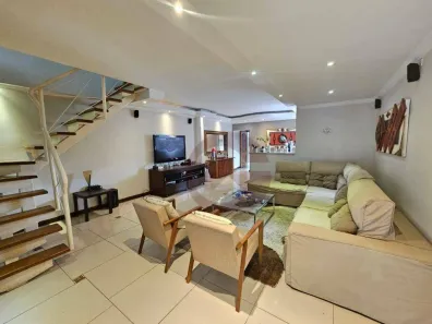 Sobrado com 3 Quartos à venda, 230m² no Jardim Rosa Maria, São Paulo